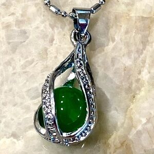 Silver chain .925 with green Jade bead pendant